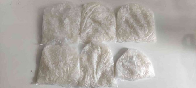 Uyuşturucuları plastik çocuk bisikletine saklamışlar