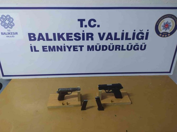 Balıkesir’de polisten 52 şahsa gözaltı