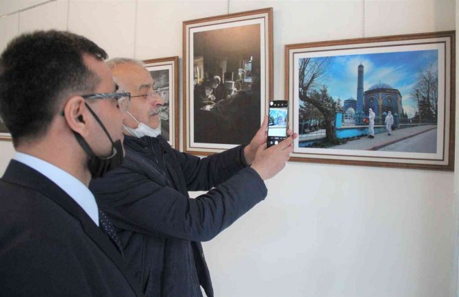 Kütahya’da ’Bir pandemi hikayesi’ konulu fotoğraf sergisi