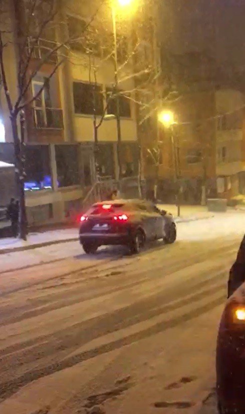 Şoförlerin ustalığı feci kazayı önledi