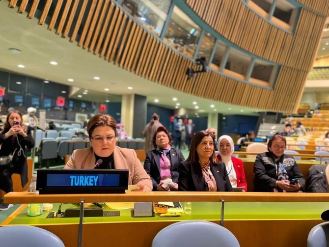 Bakan Yanık: “Çatışmaların ortasında kalanları yalnız bırakmamak ahlaki yükümlülüğümüzdür”