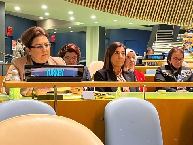 Bakan Yanık: “Çatışmaların ortasında kalanları yalnız bırakmamak ahlaki yükümlülüğümüzdür”