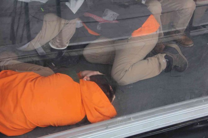 Gerçeği aratmayan 6.8 şiddetli deprem eğitimi