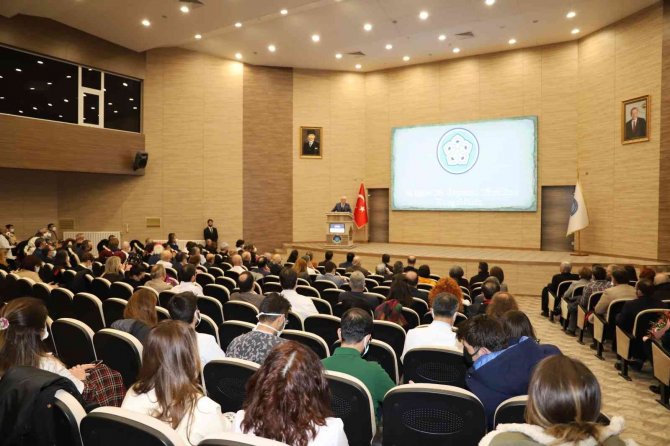 NEÜ’de 14 Mart Tıp Bayramı kutlandı