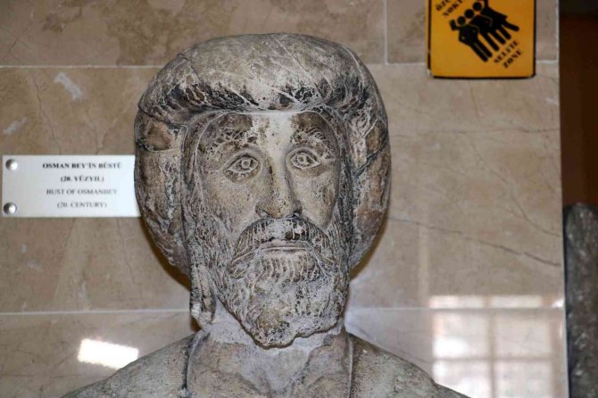 Osmanlı döneminde ilk ve tek büst, tam 116 yıllık
