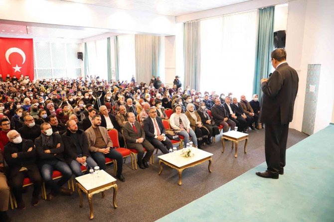 Konya Büyükşehir, ilçelerde kültür hayatına katkı sağlıyor