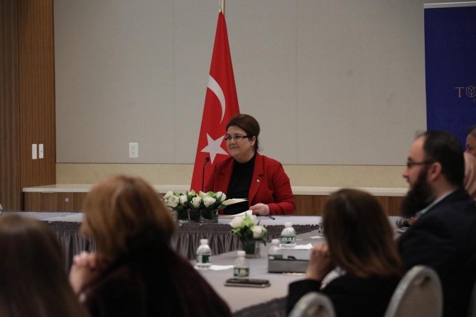Bakan Yanık, New York’ta kadın kanaat önderleri ile bir araya geldi