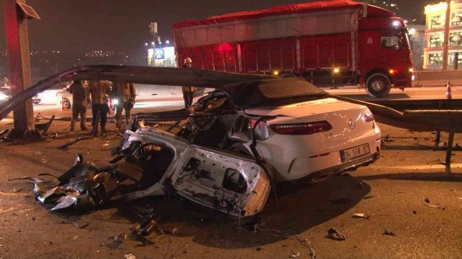 D100 Karayolunda feci kaza: Araç bariyerlere girdi, sürücü camdan fırlayarak havada takla attı