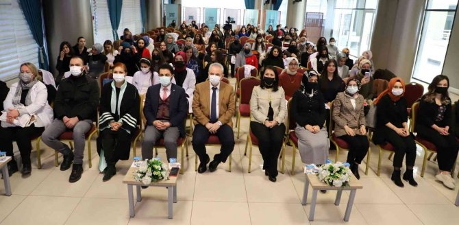 KTO Karataylı diyetisyen adayları beyaz önlüklerini giydi