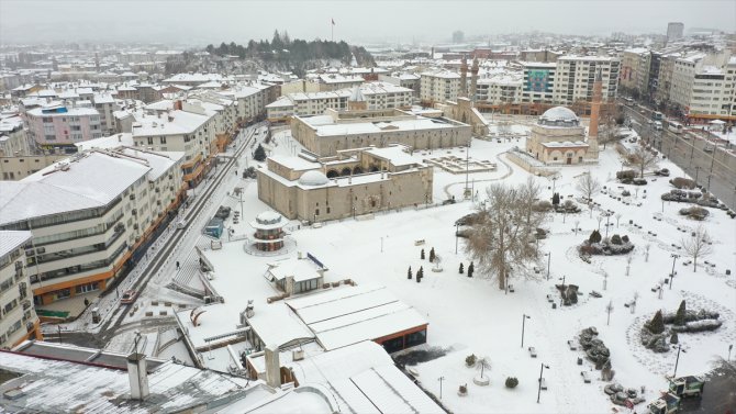 İç Anadolu'da kar yağışı devam ediyor