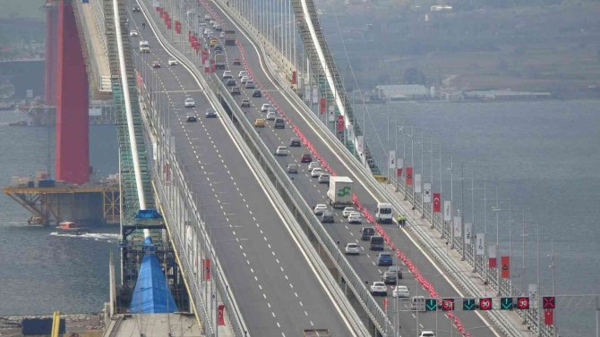 1915 Çanakkale Köprüsü’nde yoğun trafik