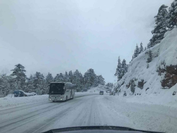 Antalya-Konya karayolunda trafik normale döndü
