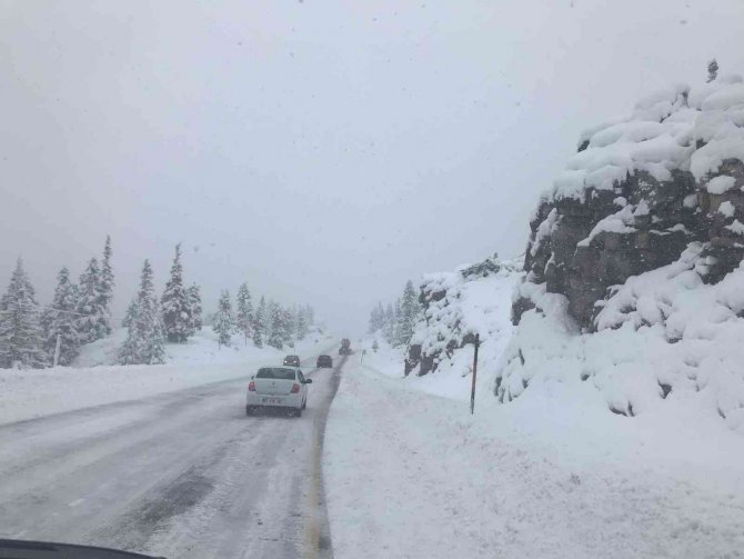 Antalya-Konya karayolunda trafik normale döndü