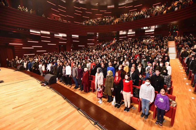 “Bir Destandır Çanakkale” programı şiir dinletisi ile son buldu