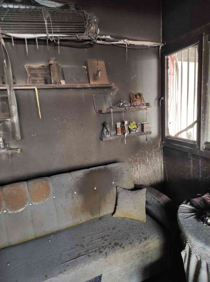 Hatay’da ev yangını korkuttu