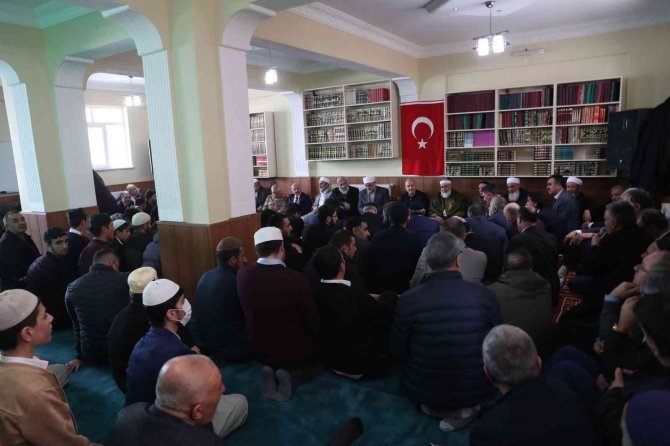 İçişleri Bakanı Soylu Ağrı’da