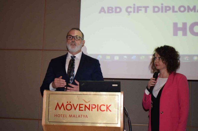 Malatya’da çift diploma heyecanı