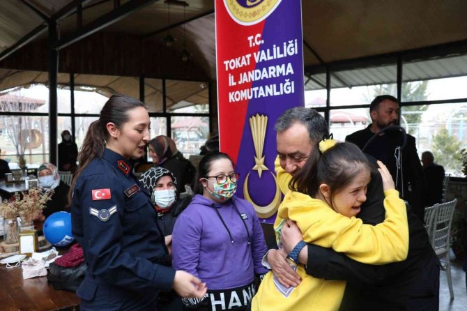 Jandarma Genel Komutanlığı’nın "Tarihte Güzellik" paylaşımı beğeni topladı