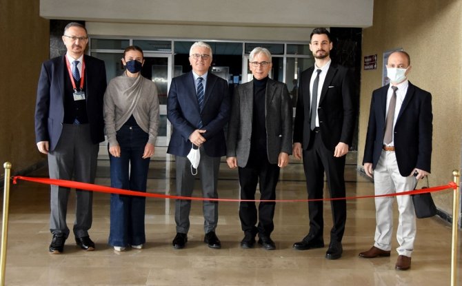 OMÜ Tıp Fakültesi’nde Kişisel Medikal İllüstrasyon Sergisi