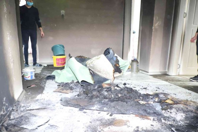 Hakkari’de korkutan yangın