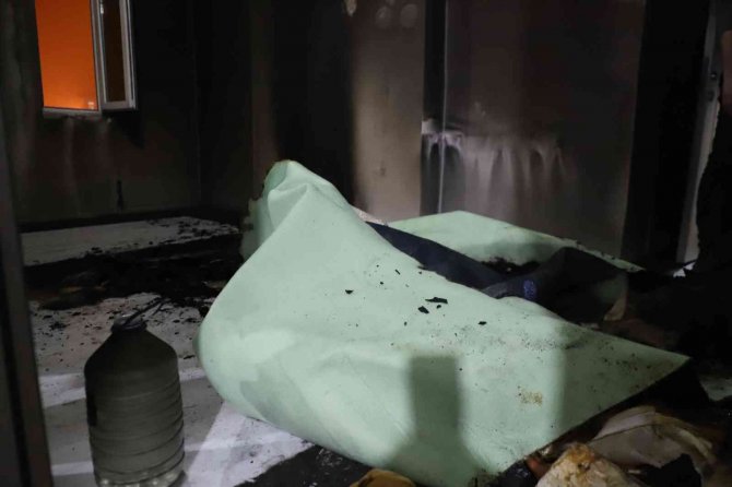 Hakkari’de korkutan yangın