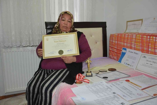 Kazada ölen öğretmenin ailesi isyan etti: “5 yıl değil müebbet istiyoruz”