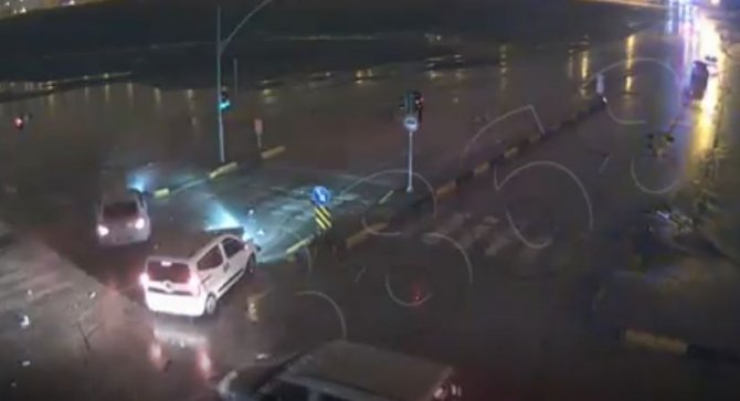 Pes dedirten kazalar kameralara yansıdı