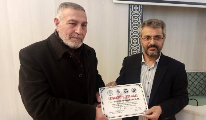 Prof. Dr. Parlak: “İstiklal Marşımız tevhit sembolüdür”