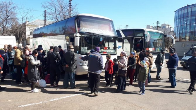 Ukrayna’nın Mıkolayiv kentindeki Ahıska Türkleri tahliye edildi