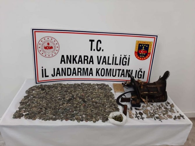 Başkent’te tarihi eser operasyonu