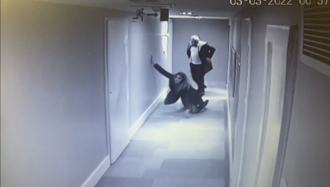 Ortaköy’de genç kadının lüks otelden düştüğü dehşet anları kamerada