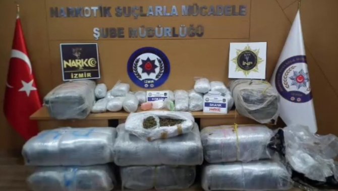 Torbacı çiftliğine baskın: Yüklü miktarda uyuşturucu ele geçirildi