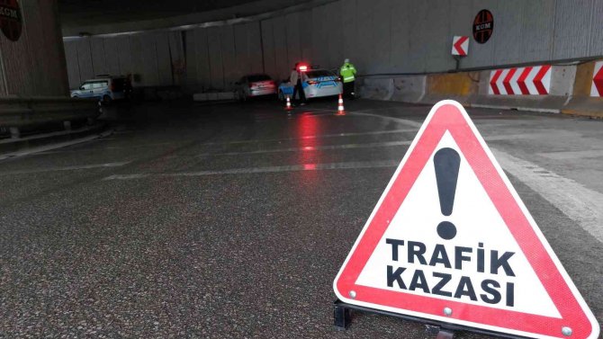 ’Ucube’ alt geçitte yine kaza: 1’i bebek 2 yaralı