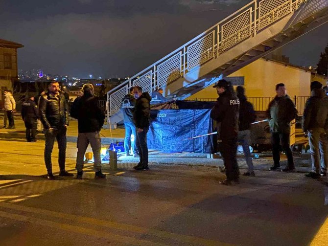 Yol kenarında erkek cesedi bulundu