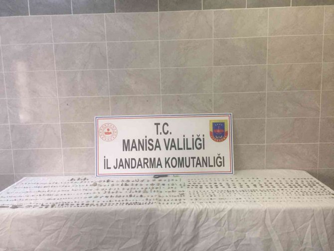 Tarihi eserleri sosyal medyadan satmak isterken yakalandılar