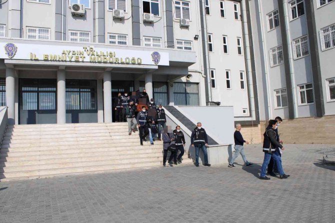 11 ilde tarihi eser operasyonu