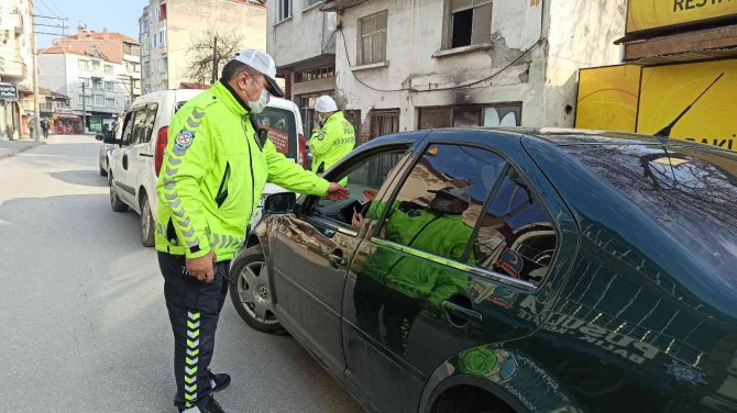 59 araca 12 bin 700 lira para cezası yazıldı, 5 araç trafikten men edildi