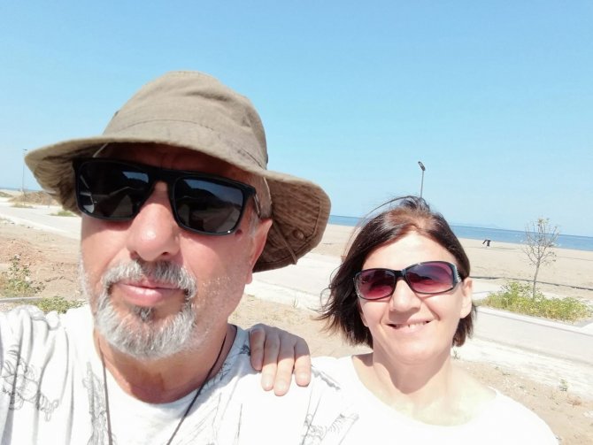 Emekli öğretmen, eşini öldürüp intihara kalkıştı