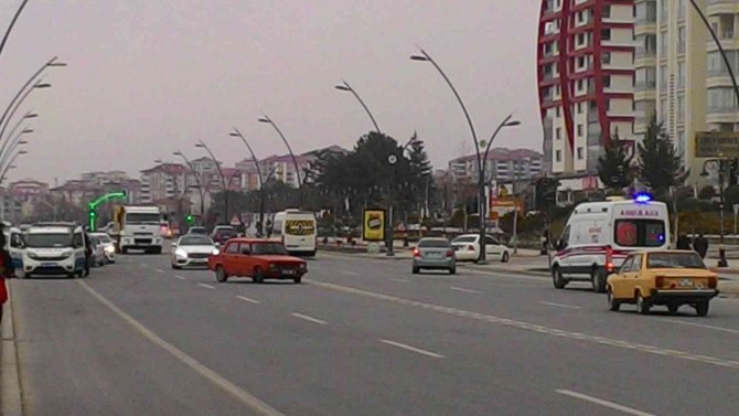 Malatya’da iki otomobil çarpıştı: 1 yaralı