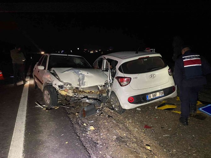 Nevşehir’de iki otomobil çarpıştı: 4 yaralı