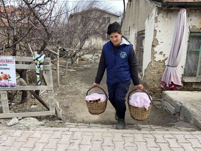 Bahçelerine kurdukları tandır geçim kaynakları oldu
