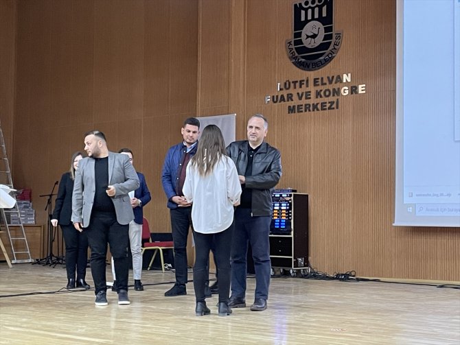 "YKS'yi kazandıracak taktikler" konulu seminer