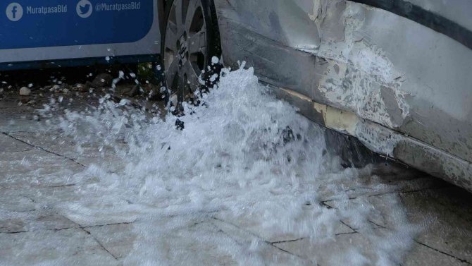 Kaza sonrası şelale gibi su aktı, bakan şaştı kaldı