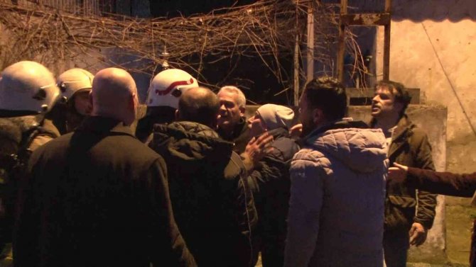 Korkutan ev yangını