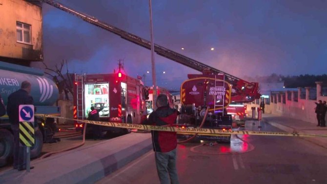 Korkutan ev yangını