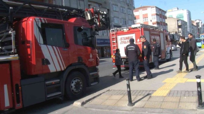 Metro istasyonunda yangın paniği: Seferler durduruldu