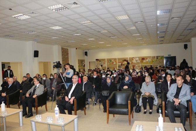 Yunak'ta "Rahmet iklimi ve nefis terbiyesi" konulu konferans düzenlendi