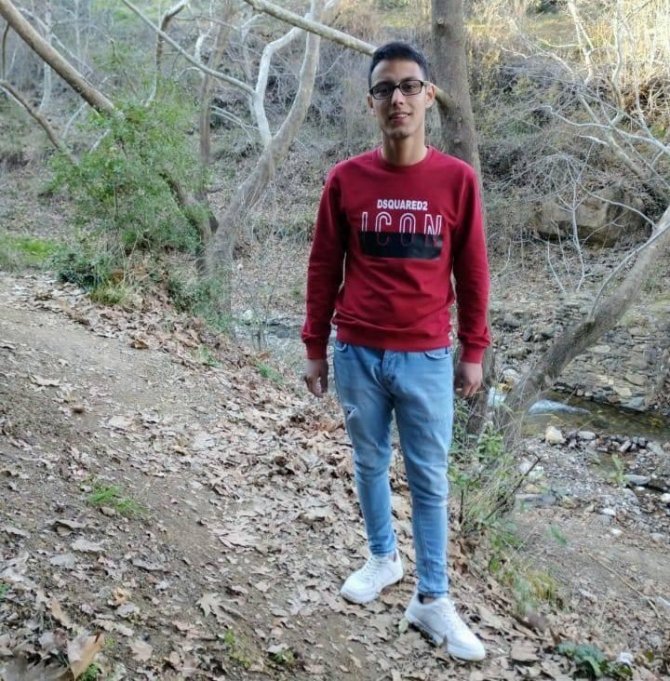 Üç aracın karıştığı kazada 1 kişi öldü