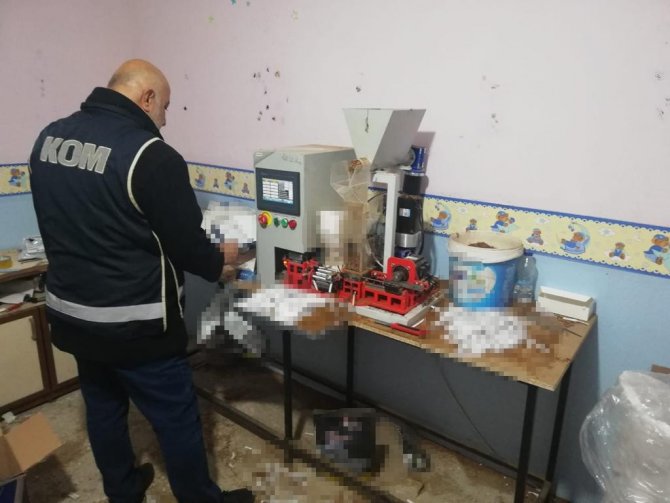 5 ilde kaçak tütün operasyonu: 26 gözaltı kararı