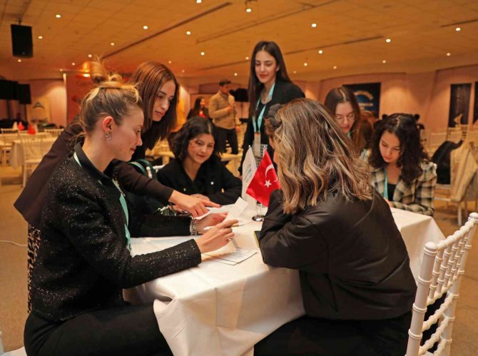 Genç Girişimciler Kampı tamamlandı